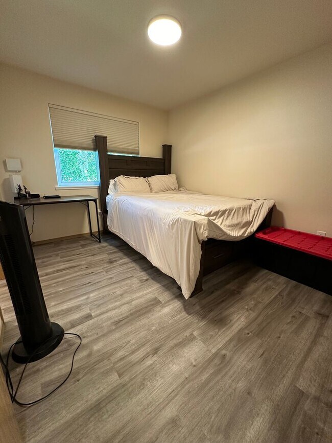 Foto del edificio - Large 3bd, 2.5 Bath Townhome for Rent in N...