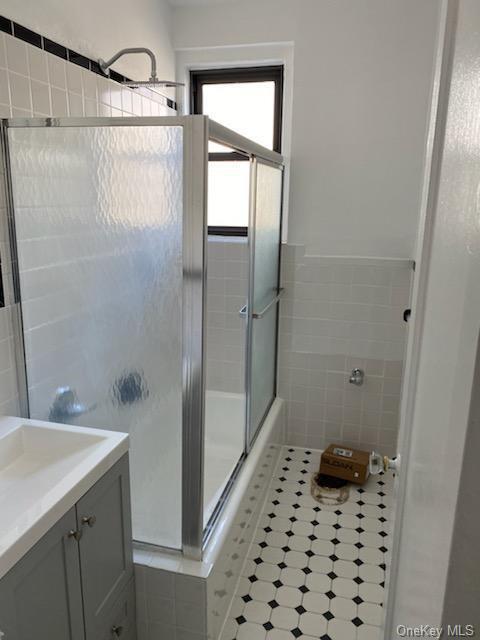 Foto del edificio - 254 Martine Ave