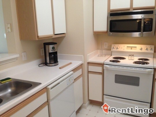 Foto del edificio - 2323 Long Reach Dr