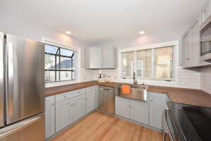 Foto del edificio - 5334 N Kent Ave