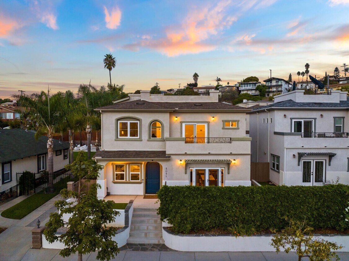 Foto principal - 5051 Savannah St