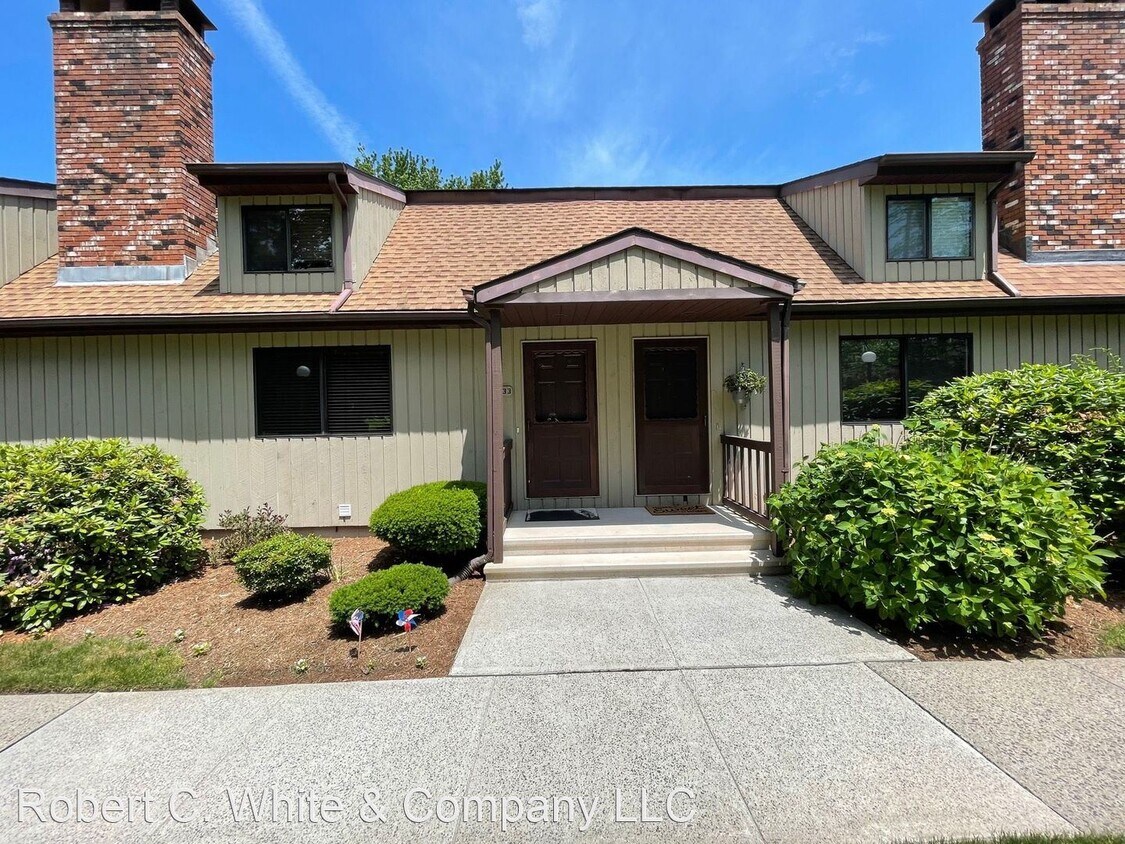 Primary Photo - 2 br, 1.5 bath House - 33 Sherman Lane