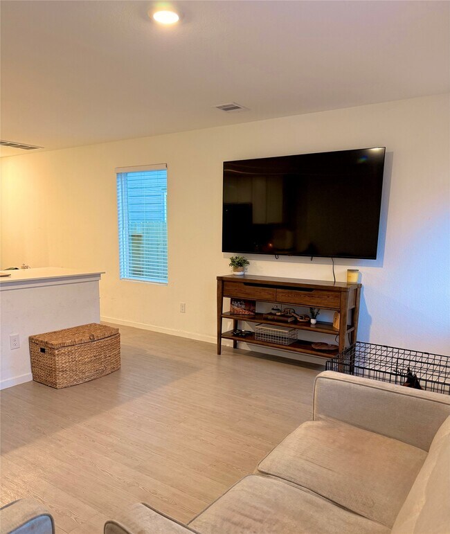 Foto del edificio - 18315 Palazzo Romano Ln