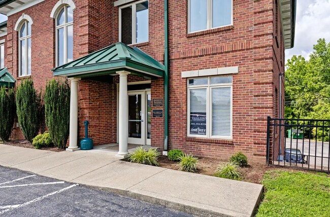 Foto del edificio - 815 John Harper Hwy