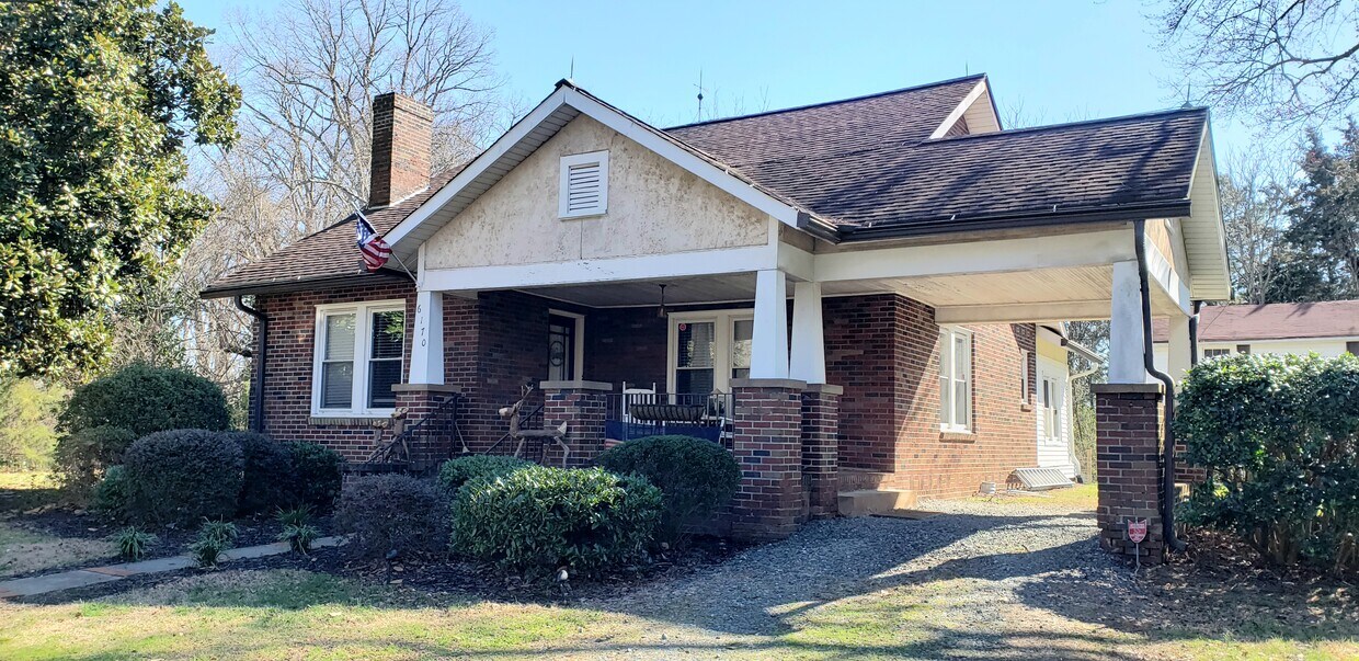 6170 Skylark Rd, Pfafftown, NC 27040 House Rental in Pfafftown, NC