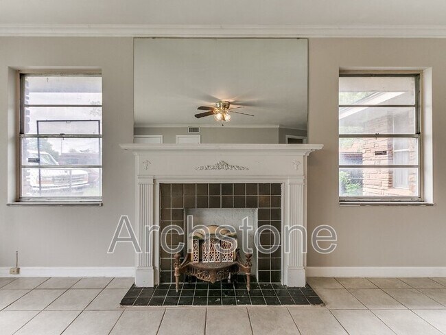 Foto del edificio - 4115 N Everest Ave
