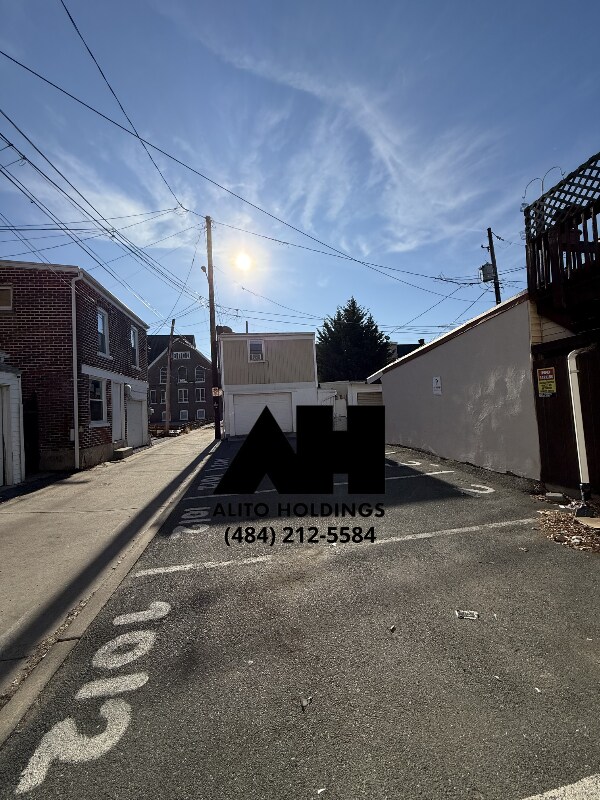 Foto del edificio - 1012 W Turner St