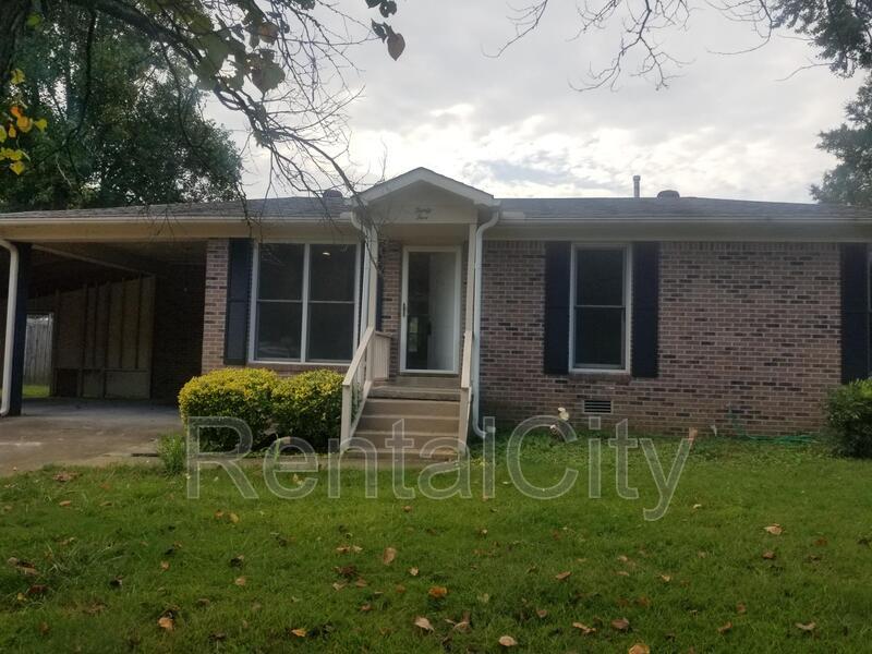 Primary Photo - 35 Holly Hill Dr