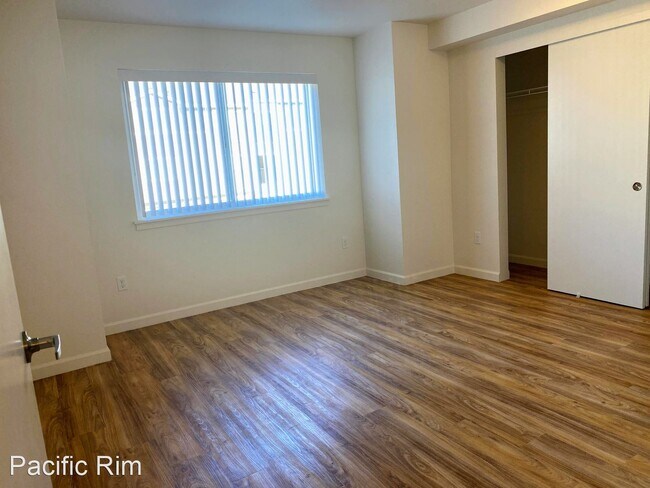 Foto del edificio - 1484 SE Snowberry Ln