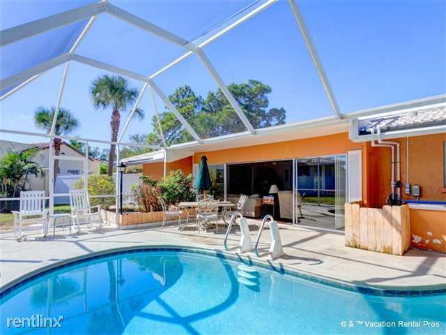 Primary Photo - 301 Harbor Dr S