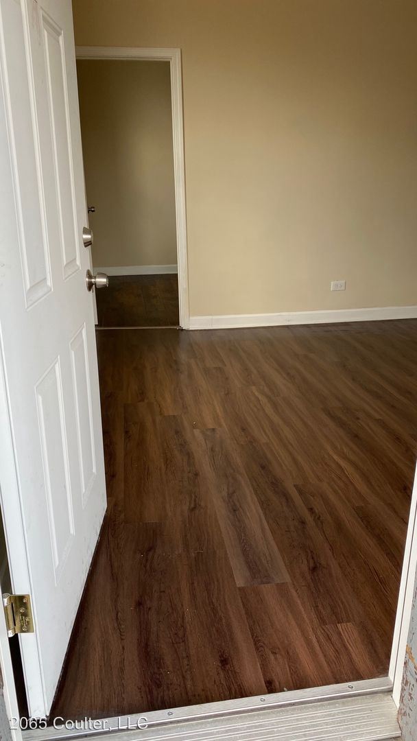 Foto del edificio - 1455 S Hamlin Ave