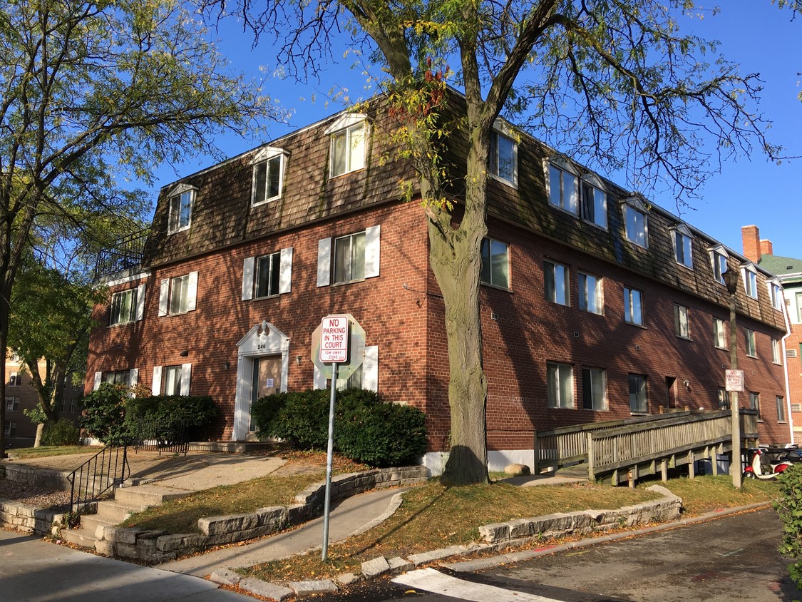 Primary Photo - 240 Langdon St