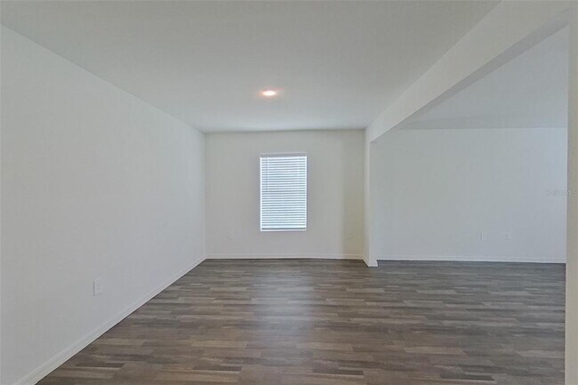 Foto del edificio - 4020 Garden Blvd