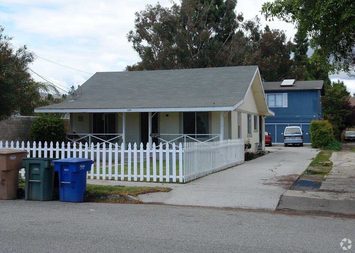 Primary Photo - 273-275 W Ramona St