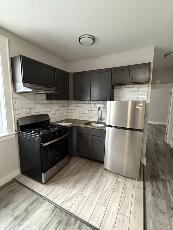 Foto principal - 820 Canton St