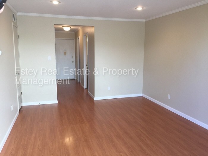 Primary Photo - Benicia Upstairs Condo 1 Bedroom & 1 Bathroom