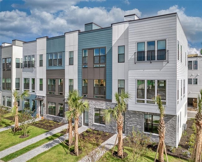 Building Photo - 2275 Brix St