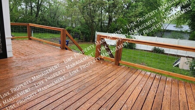 Building Photo - Coming in June!  Remodeled 4 Bedrooms 2 Fu...