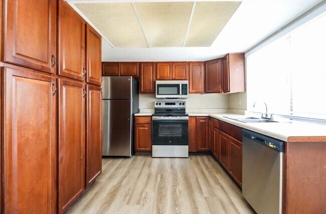 Foto del edificio - 6627 S 44th St
