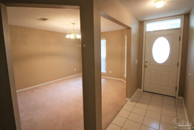 Building Photo - 2261 Americus Ave