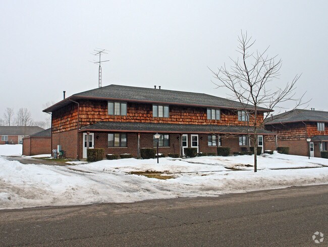 3344 Red Coach Dr Springfield Oh 45503 Apartments Primary Photo 3344 Red Coach Dr