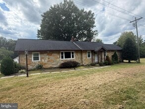 Building Photo - 5865 Websters Way