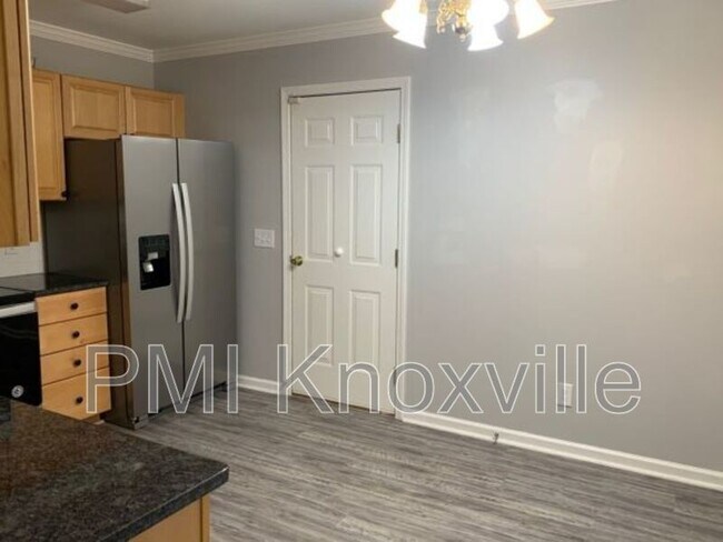 Foto del edificio - 9213 George Williams Rd