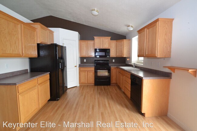 Building Photo - 3 br, 2 bath House - 720 Fox Run Drive