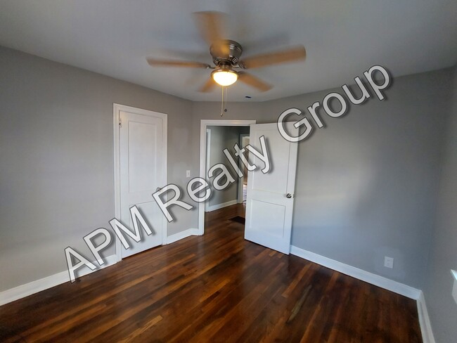 Building Photo - 110 Kilbourne Rd