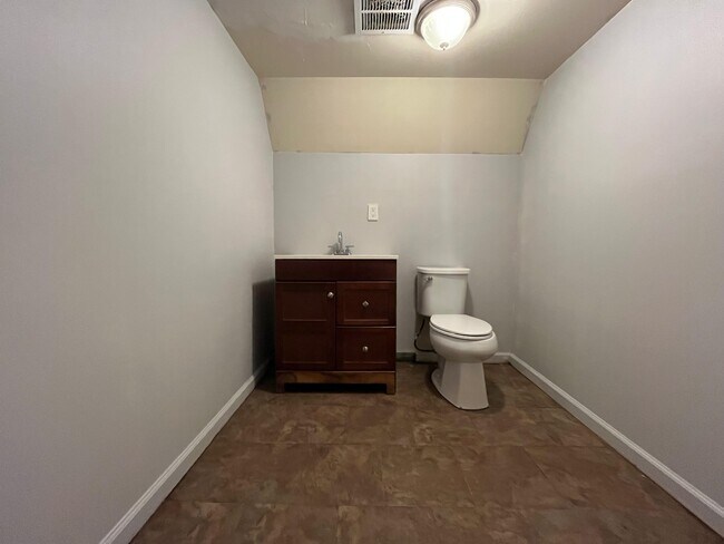 Foto del edificio - 166 Wilkinson Ave