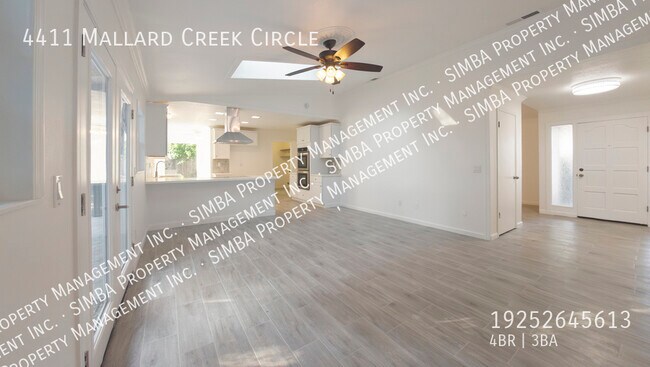 Foto del edificio - 4411 Mallard Creek Cir