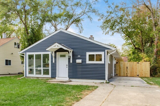 Building Photo - 2263 Dawnlight Ave