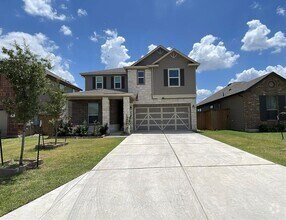 Building Photo - 125 Bronco Billy Dr