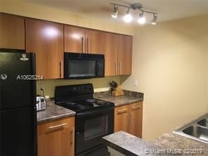 Building Photo - 3 br, 2 bath  - 6020 W Sample Rd Apt 202