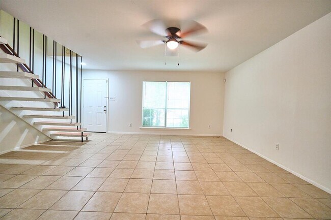Foto del edificio - 6119 Fondren Rd