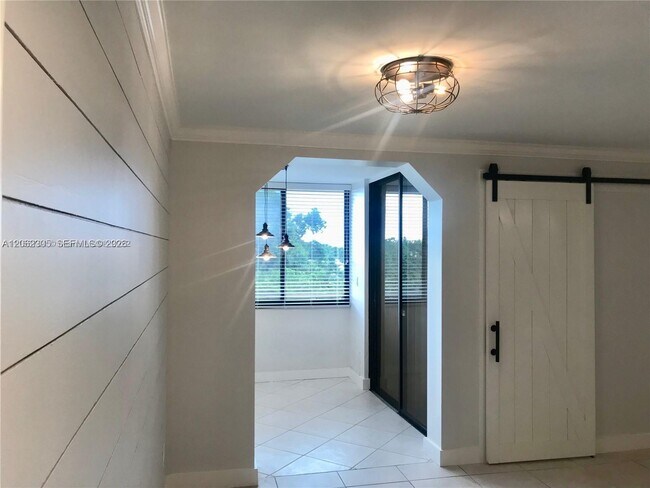Foto del edificio - 8205 SW 152nd Ave