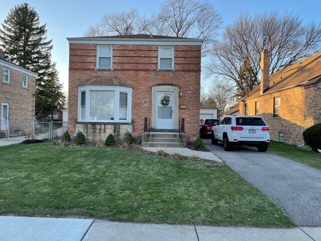 Primary Photo - 1700 Ash St