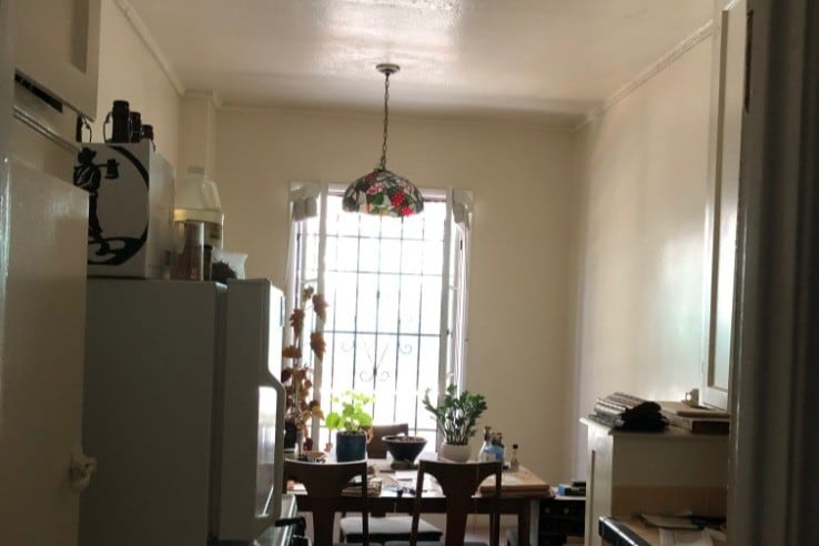 Kitchen and dining - 251 S Mariposa Ave