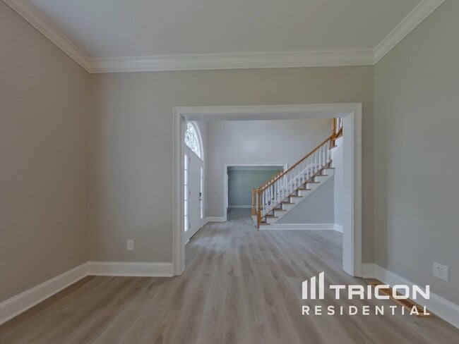 Foto del edificio - 5390 Overbend Trail