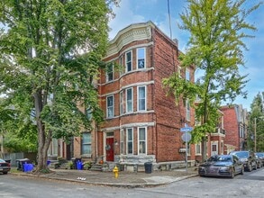 Building Photo - 206 Hamilton St