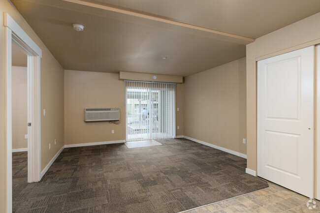 1BR, 1BA - 709SF - Living Room - Basalt Ridge Apartments