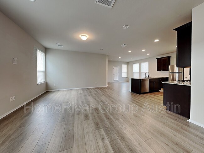 Building Photo - 5613 Corso Ct