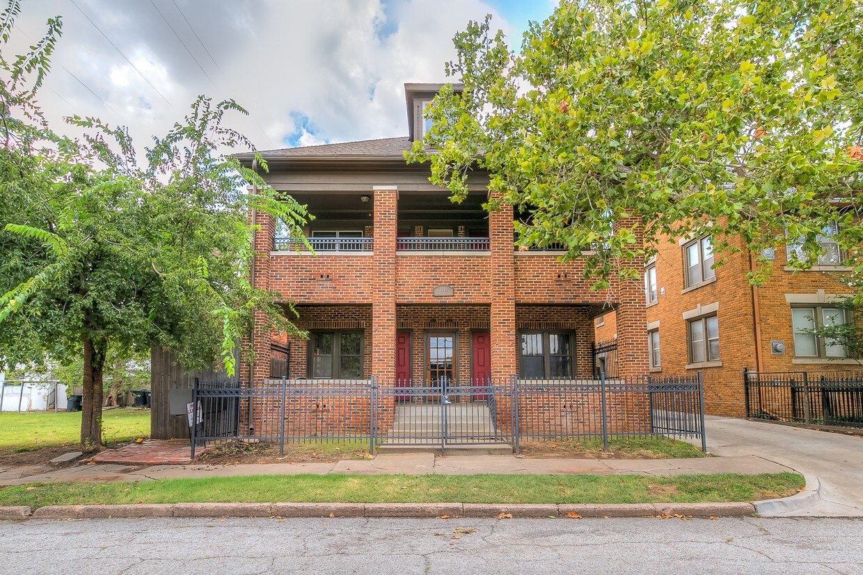 Foto principal - Kamp's Court Apartments