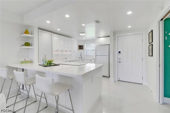 Foto del edificio - 9 High Point Cir N
