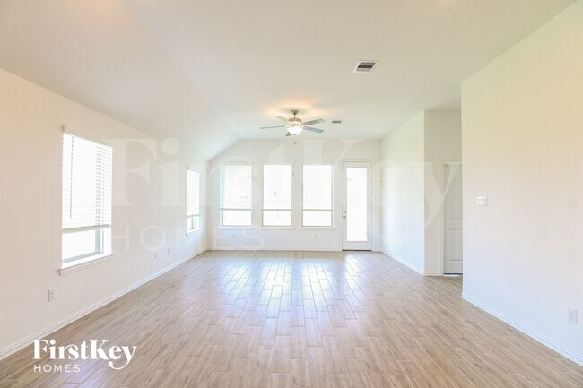 Foto del edificio - 9606 Mystic Way