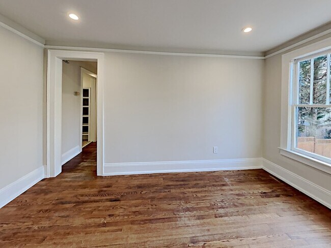 Foto del edificio - 1539 N Morningside Dr NE