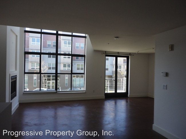 Building Photo - 363 Valencia St