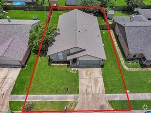 Building Photo - 20110 Misty Pines Dr
