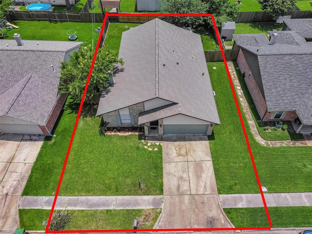 Foto principal - 20110 Misty Pines Dr