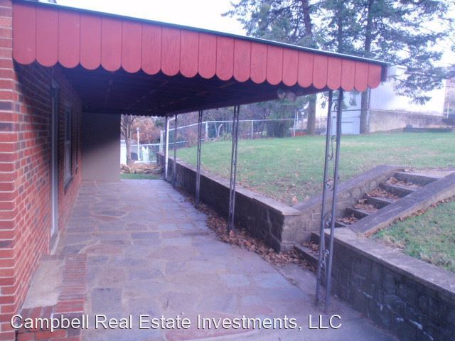 Foto del edificio - 4 br, 1.5 bath House - 1230 E .5th St.